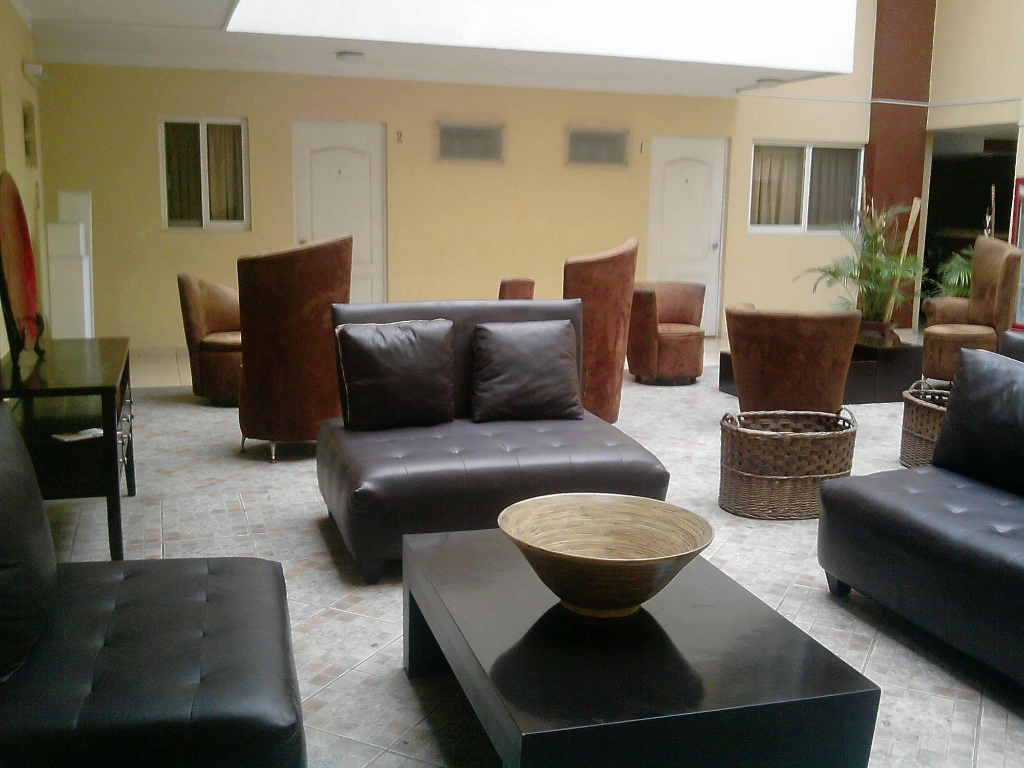 Hotel Castilla Y Leon Guadalajara Eksteriør billede